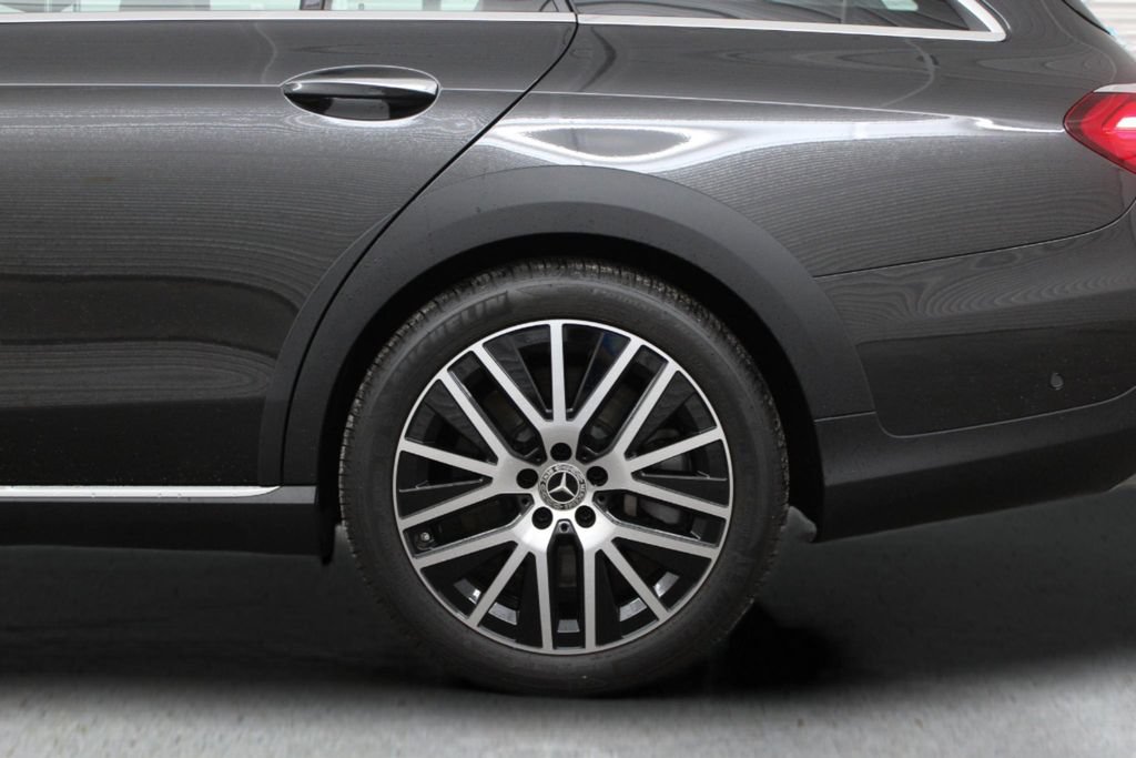 Used 2023 Mercedes-Benz E 450 4MATIC All-Terrain Wagon image 8