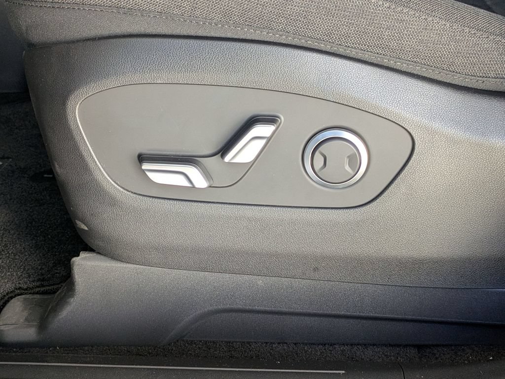 New 2026 Hyundai Ioniq 9 S RWD image 16