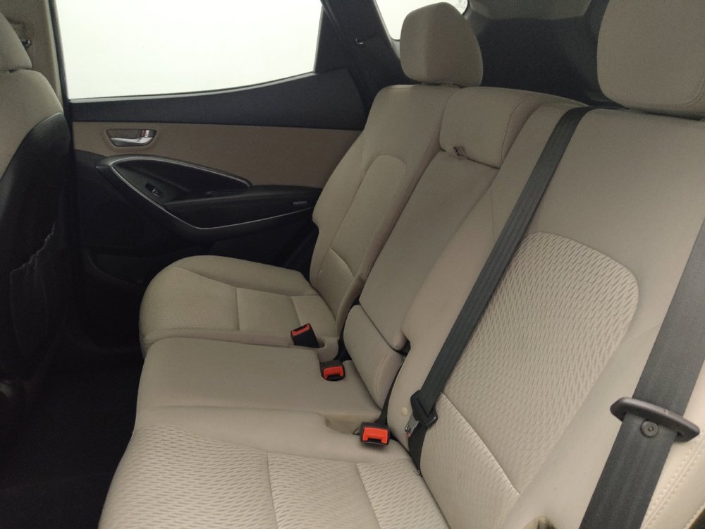 Used 2018 Hyundai Santa Fe Sport w/ Cargo Package FWD image 18