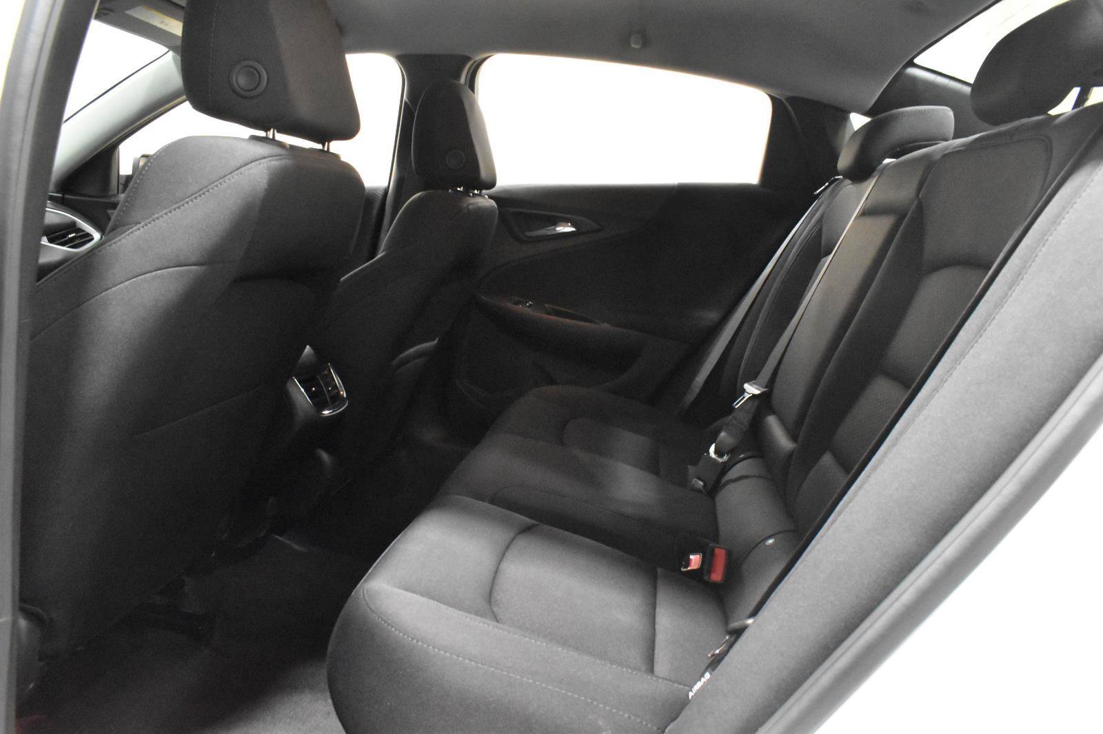 Used 2024 Chevrolet Malibu LT w/ Sport Edition image 4