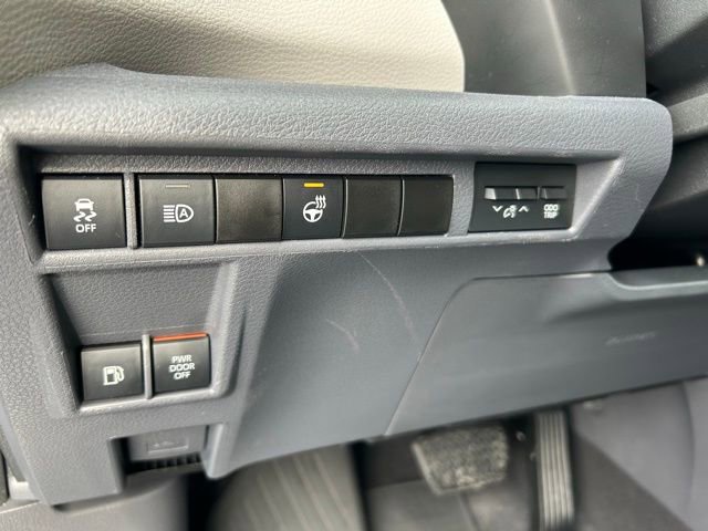 Used 2021 Toyota Sienna XLE image 27