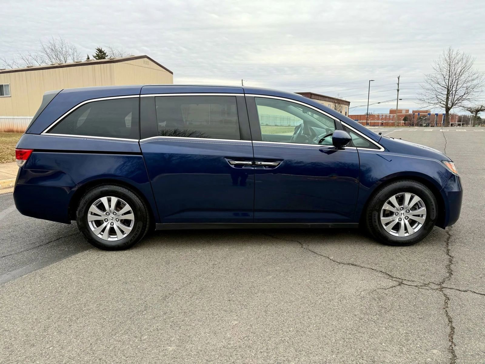 Used 2015 Honda Odyssey EX-L image 4
