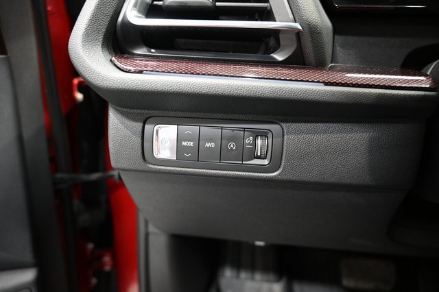 Used 2024 Chevrolet Traverse Z71 w/ LPO, Floor Liner Package image 24