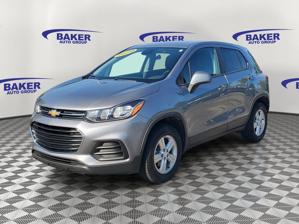 Used 2020 Chevrolet Trax LS w/ Tint and Cruise Package AWD/4WD image 4