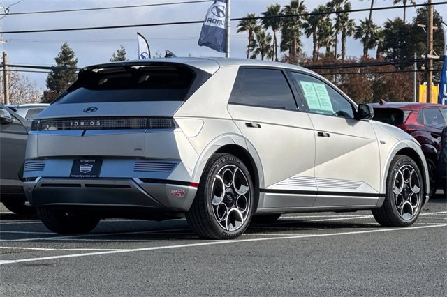 Used 2024 Hyundai Ioniq 5 Limited image 5