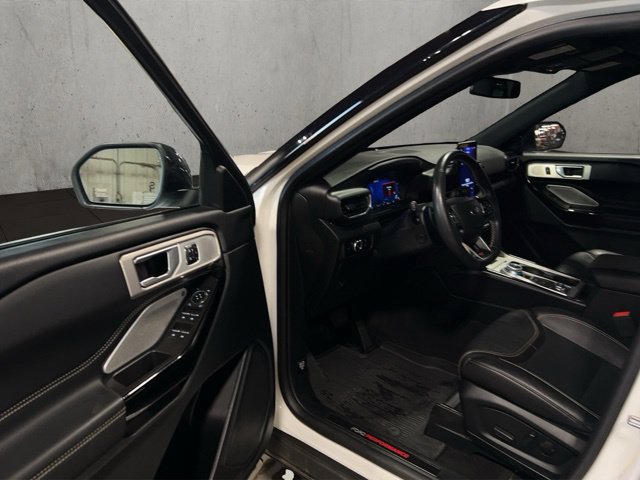 Used 2023 Ford Explorer ST w/ Equipment Group 401A AWD/4WD image 35