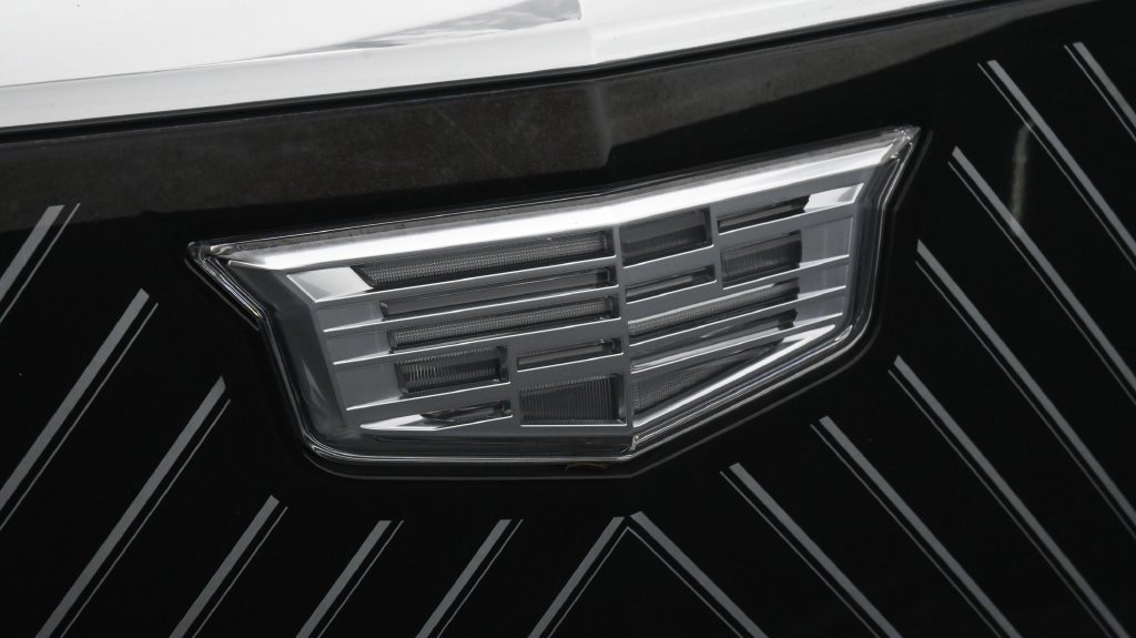 Certified 2026 Cadillac Vistiq Luxury AWD/4WD image 20