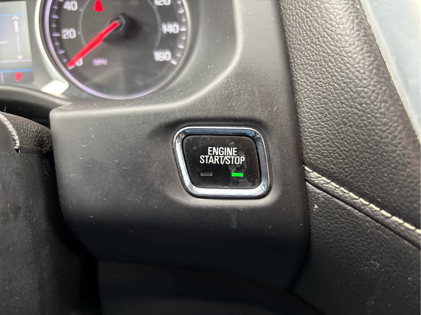 Used 2021 GMC Acadia SLE image 24