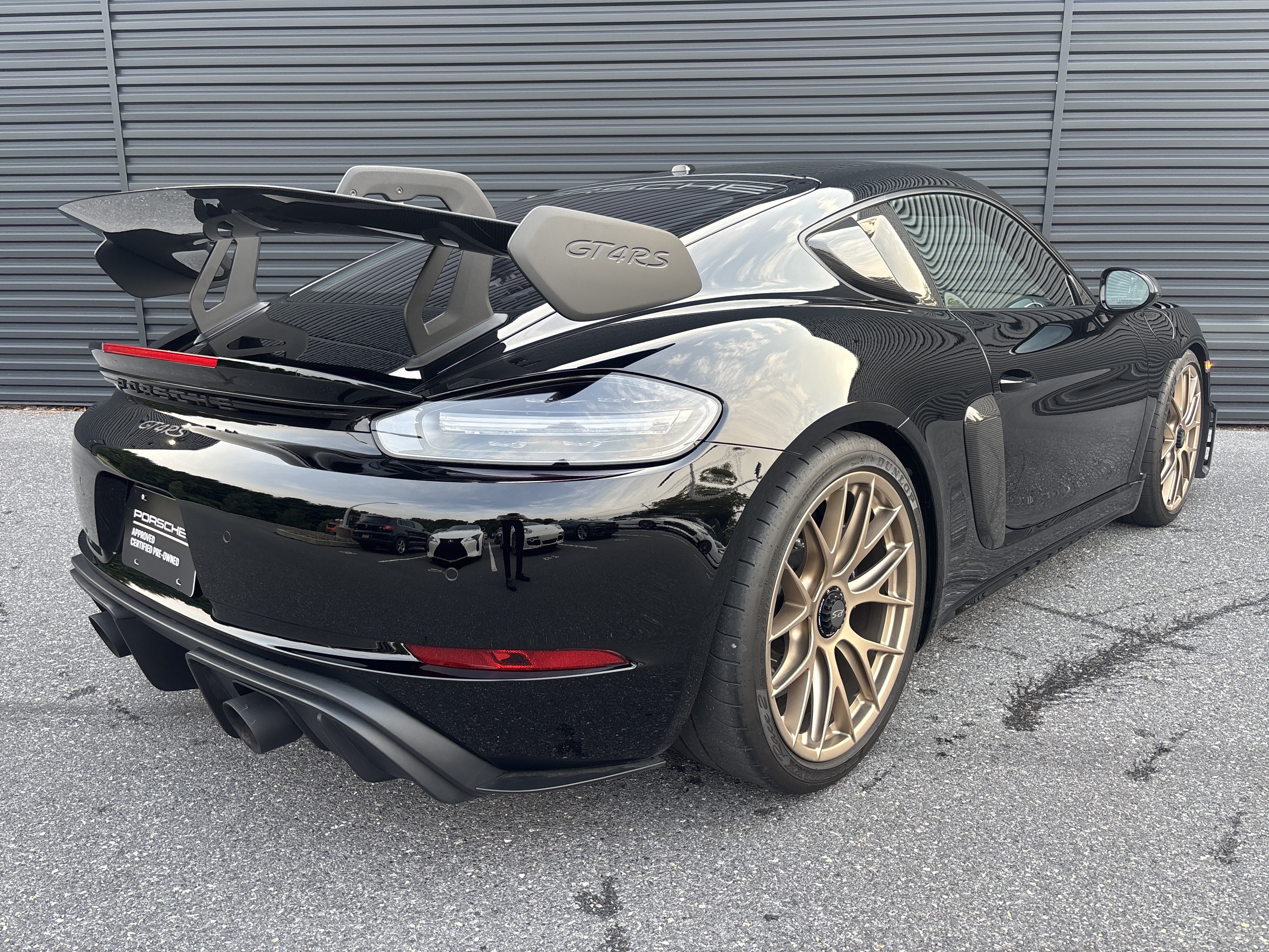 Used 2024 Porsche 718 Cayman GT4 RS RWD image 5