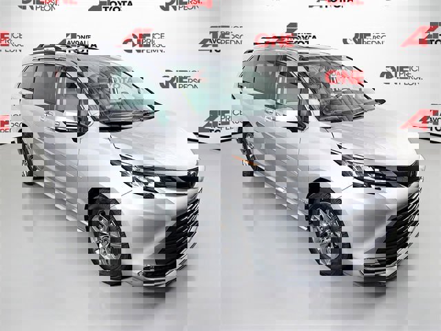 Certified 2021 Toyota Sienna XLE