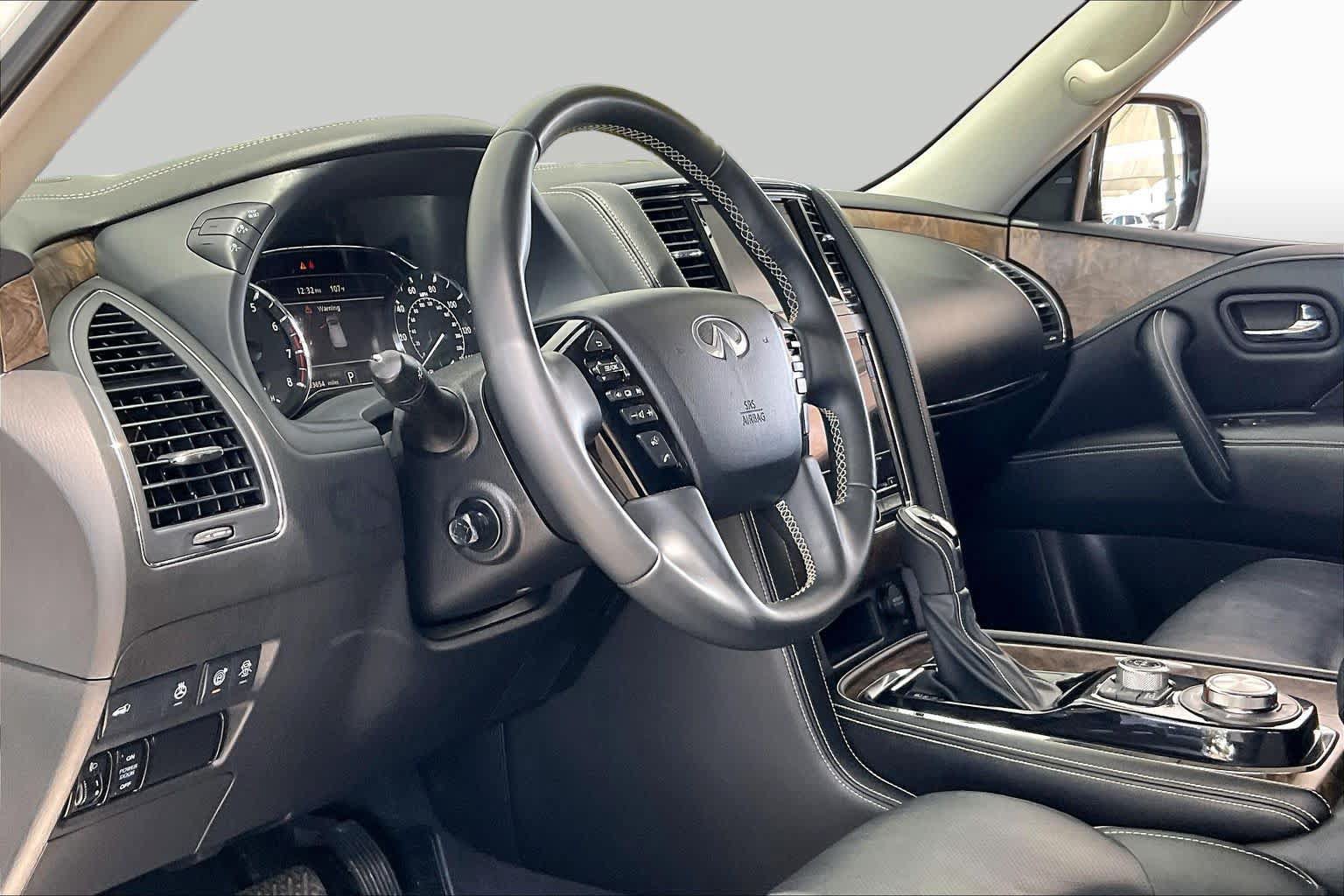 Used 2021 INFINITI QX80 Premium Select w/ Cargo Package AWD/4WD image 18