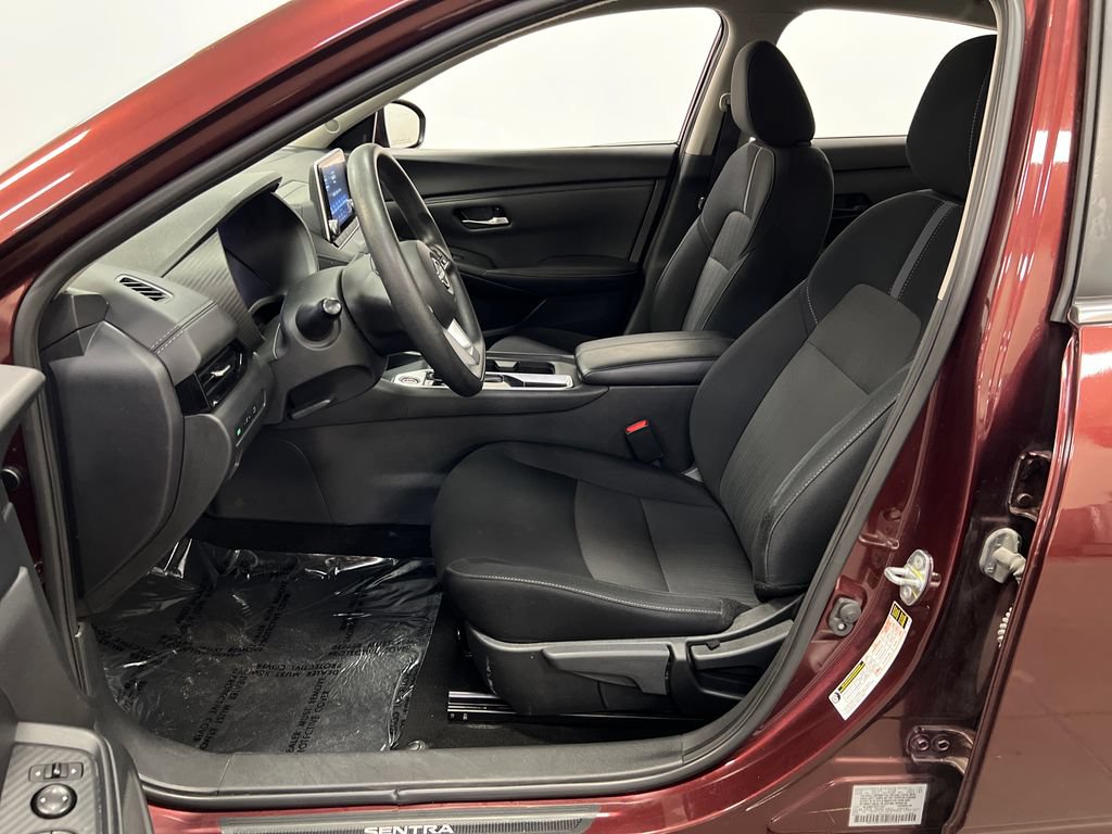 Used 2024 Nissan Sentra SV FWD image 12