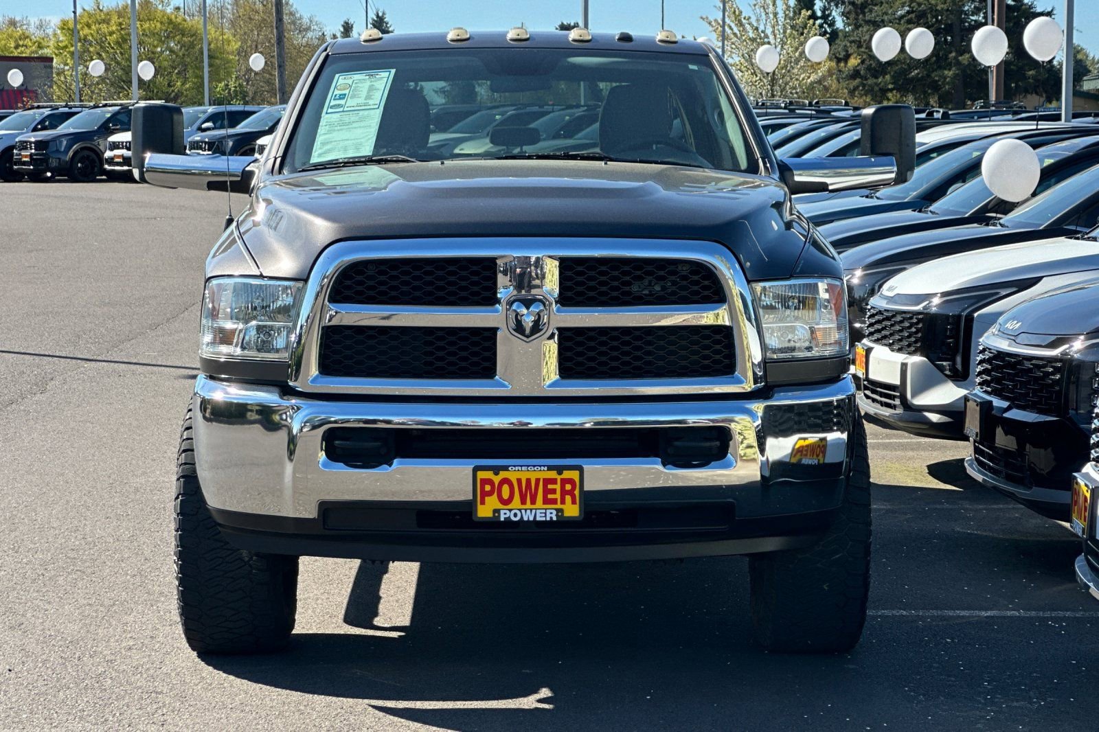 Used 2017 RAM 3500 Tradesman w/ Chrome Appearance Group image 9
