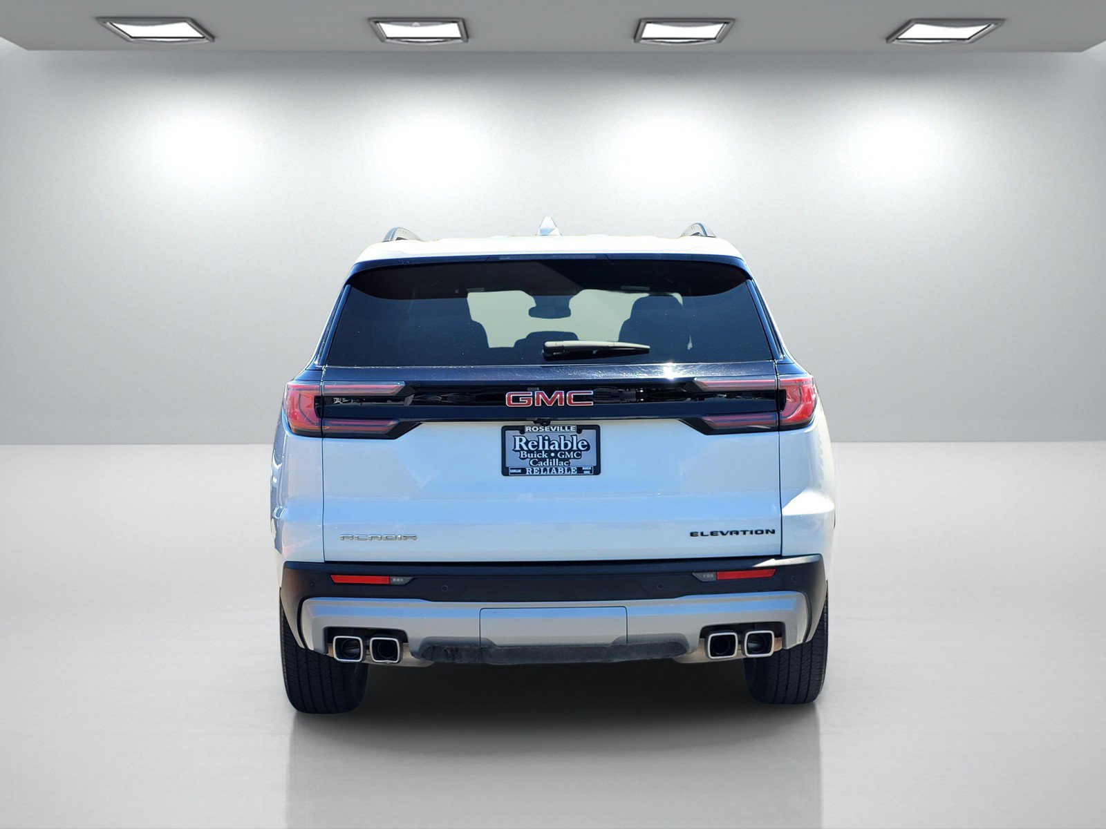 Used 2025 GMC Acadia Elevation FWD image 5