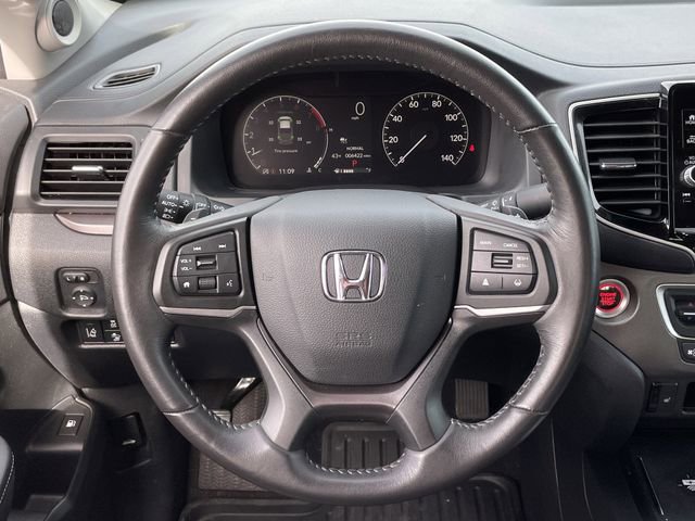 Certified 2025 Honda Ridgeline RTL+ image 11