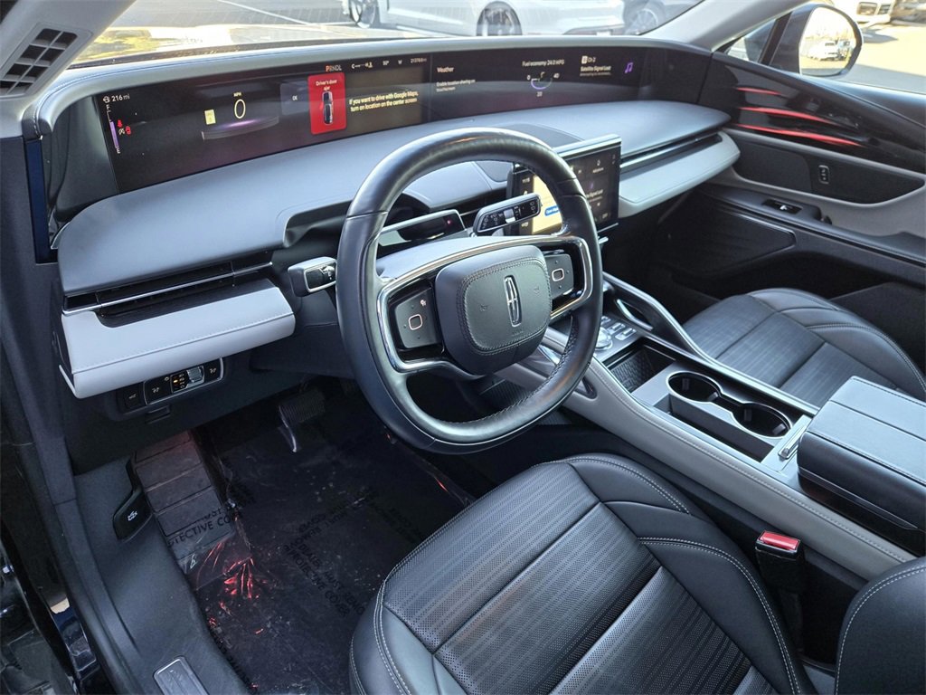 Used 2024 Lincoln Nautilus Reserve image 19