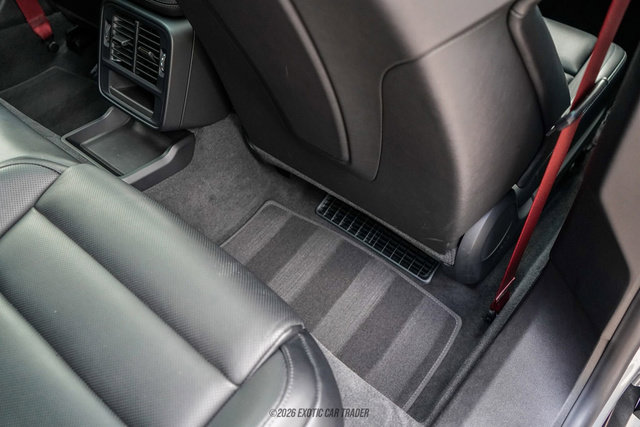 Used 2024 Porsche Taycan GTS image 64