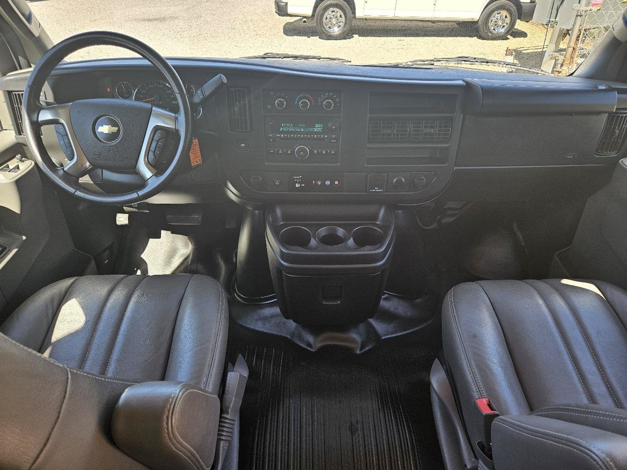 Used 2019 Chevrolet Express 3500 LS RWD image 29
