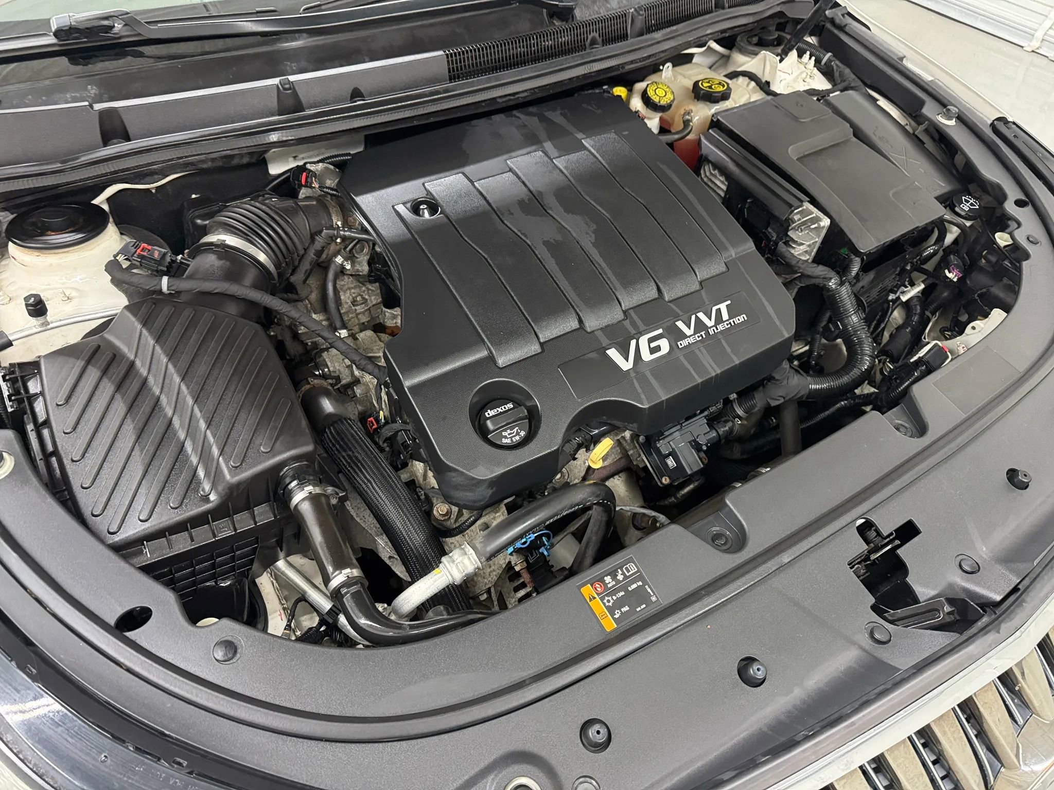 Used 2014 Buick LaCrosse Leather w/ Driver Confidence Package image 19