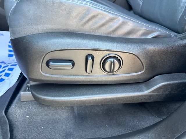 Used 2018 Chevrolet Traverse Premier AWD/4WD image 18