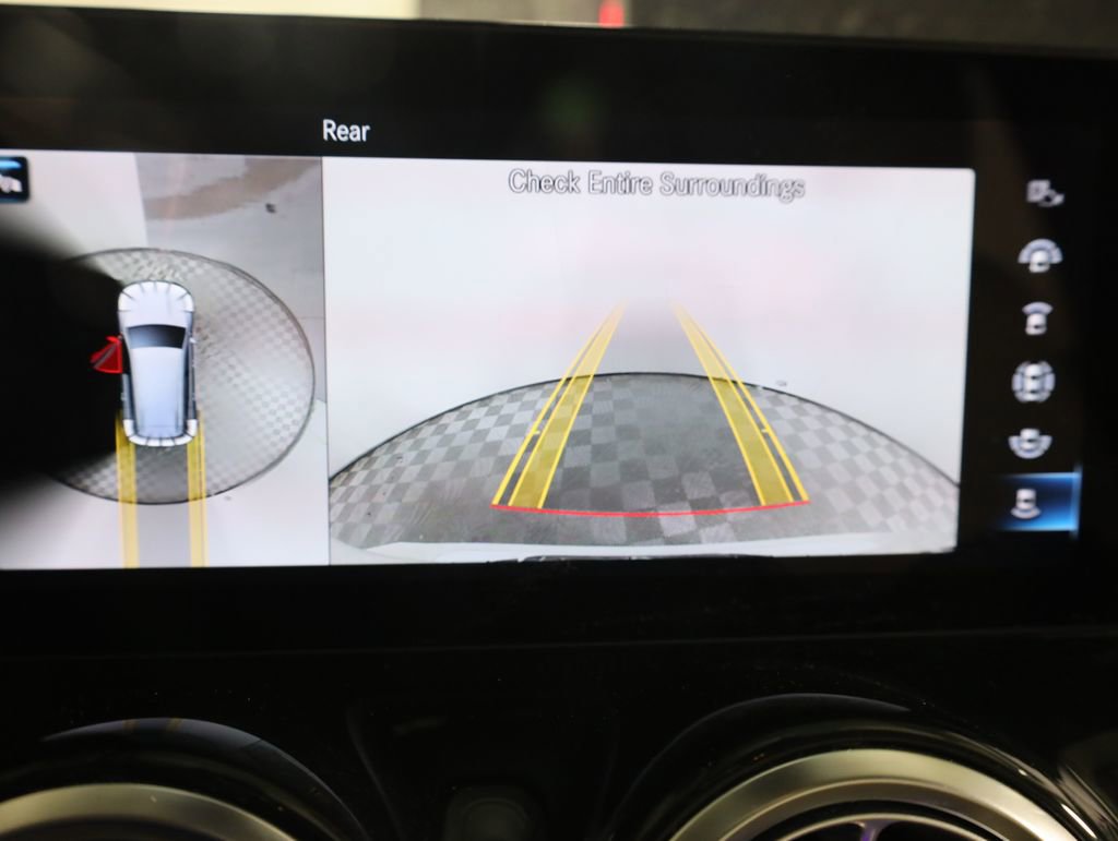 Used 2023 Mercedes-Benz GLB 250 image 77