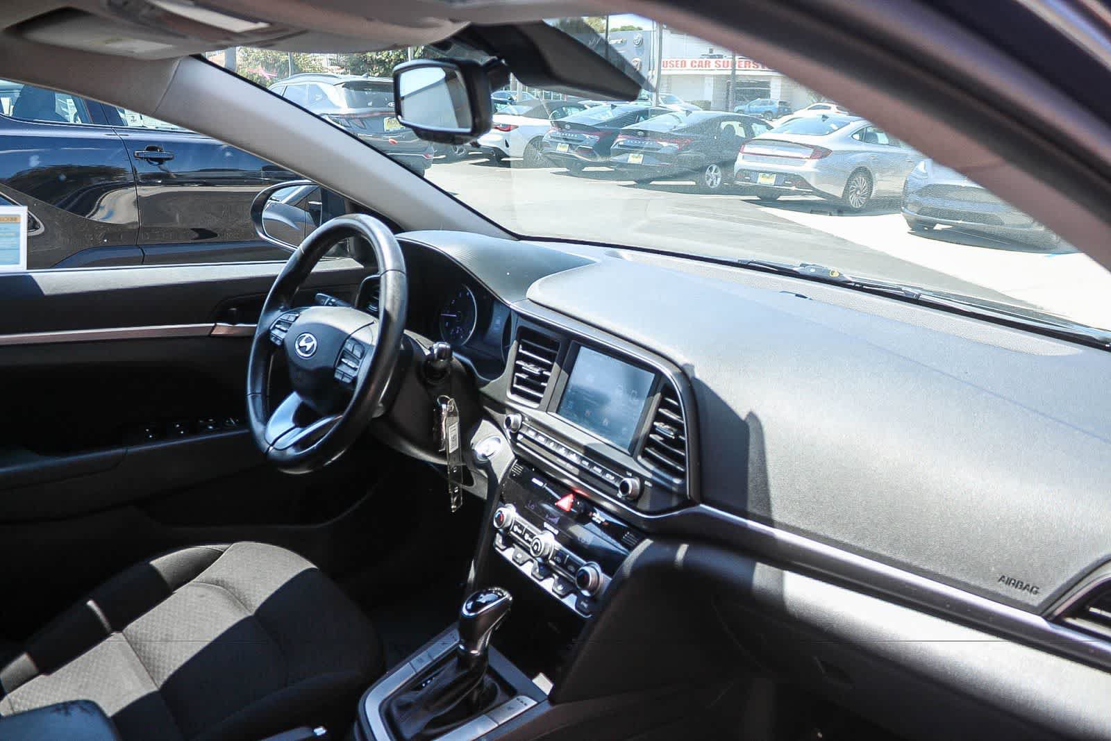 Used 2020 Hyundai Elantra Value Edition w/ Cargo Package (C1) FWD image 21