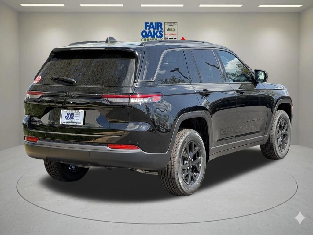 New 2026 Jeep Grand Cherokee Altitude AWD/4WD image 6