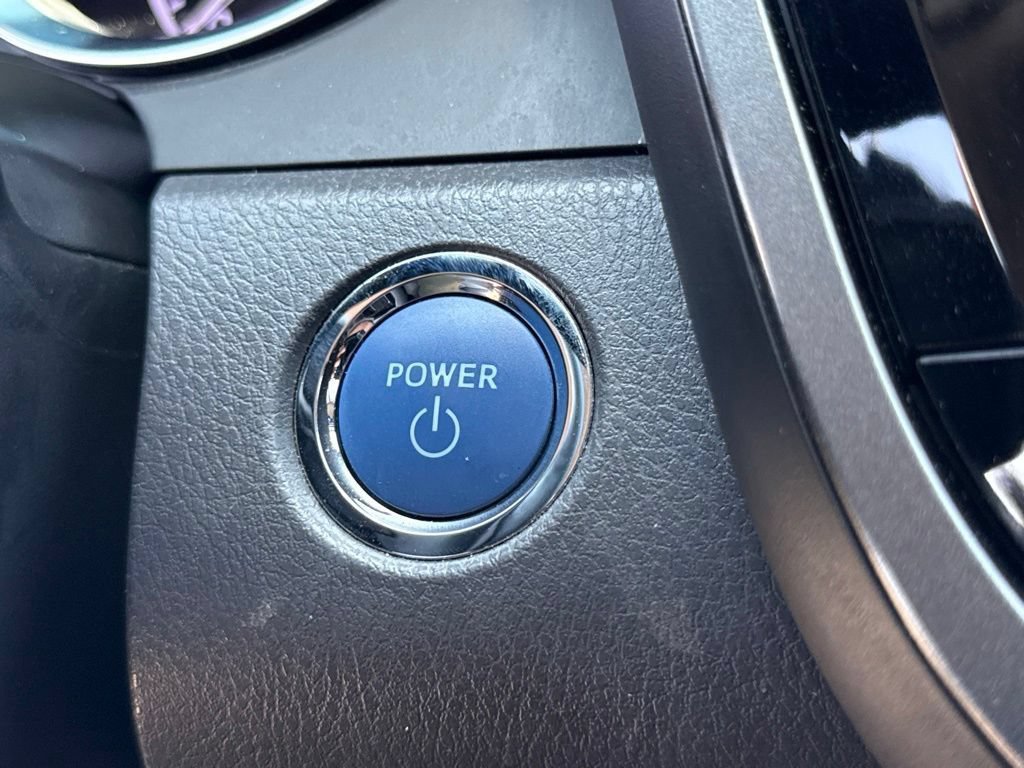 Certified 2020 Toyota Camry SE FWD image 27