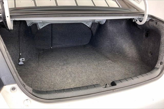 Used 2016 Honda Accord Sport image 28