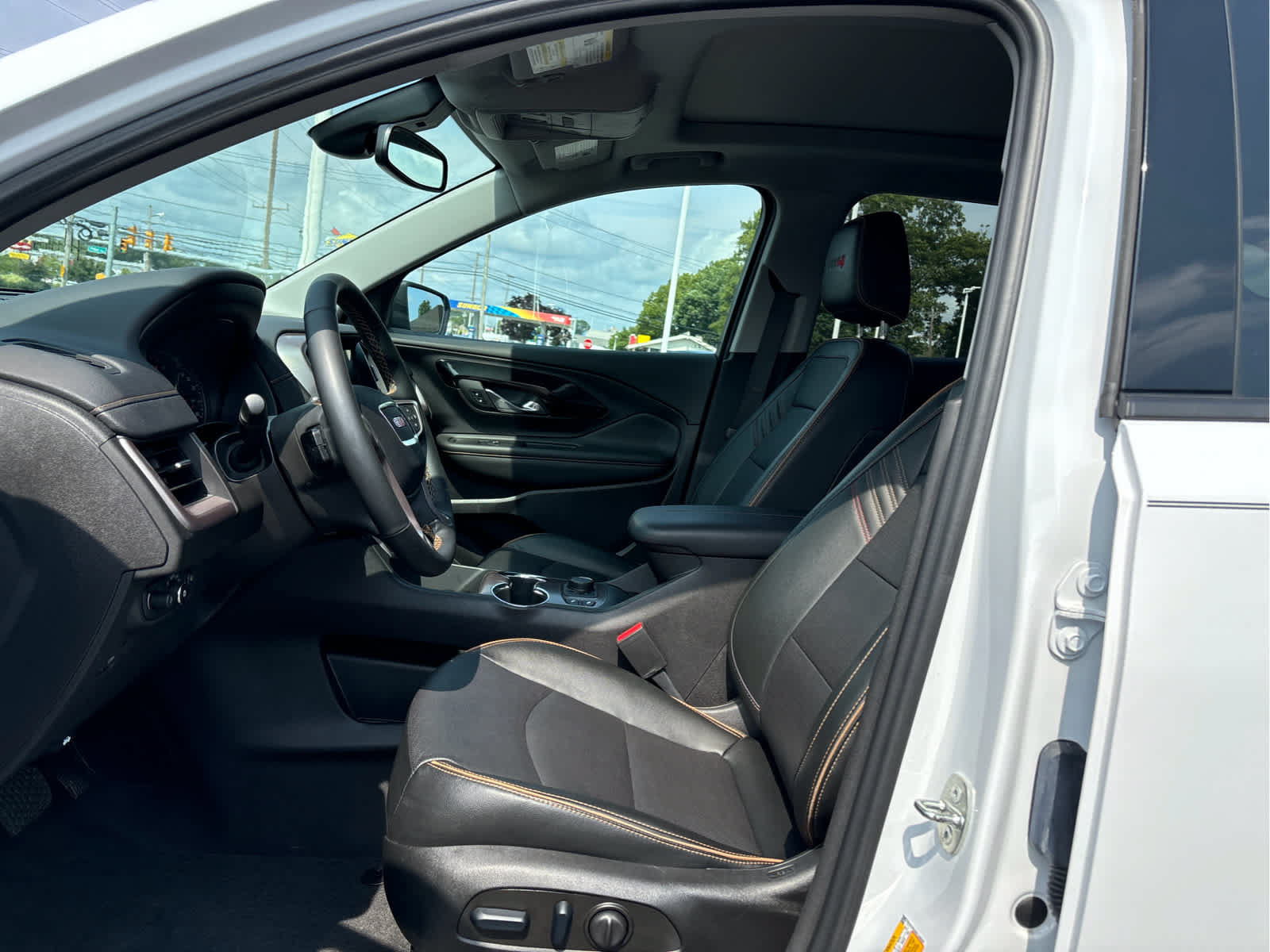 Certified 2024 GMC Terrain AT4 AWD/4WD image 7