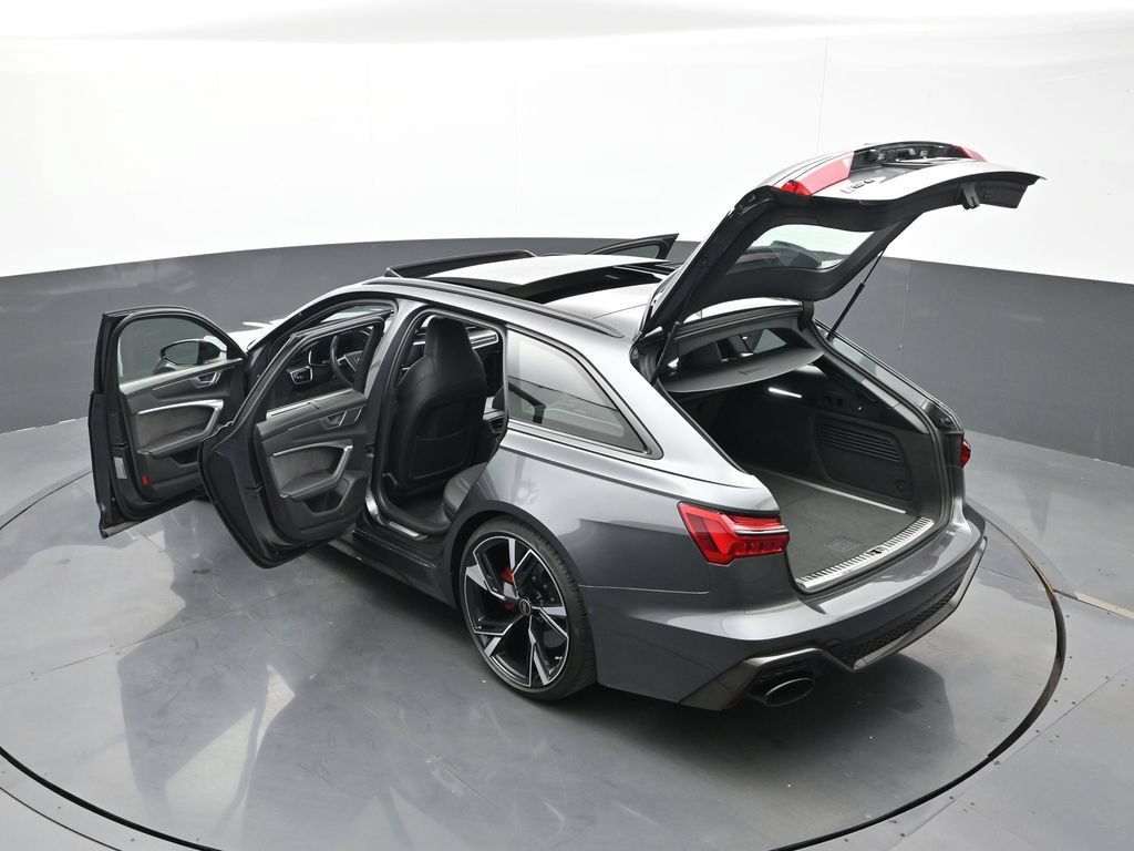 Used 2021 Audi RS 6 w/ Carbon Optic Package AWD/4WD image 27