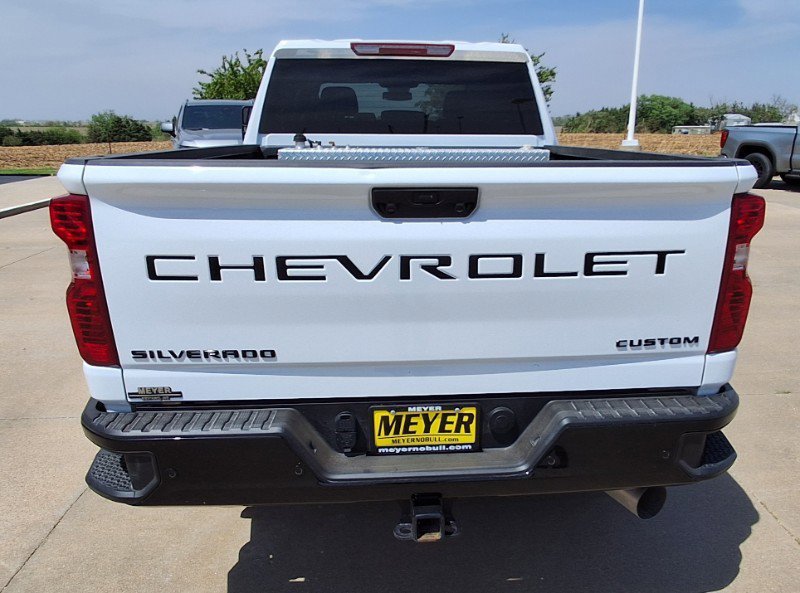 Used 2025 Chevrolet Silverado 2500 Custom w/ Custom Value Package AWD/4WD image 7