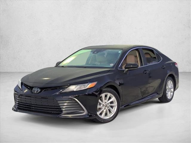 Used 2023 Toyota Camry LE image 1