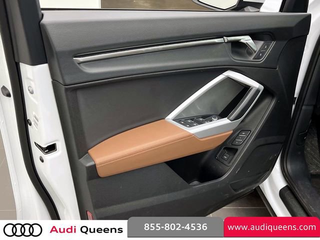 Used 2023 Audi Q3 2.0T Premium w/ Convenience Package AWD/4WD image 16