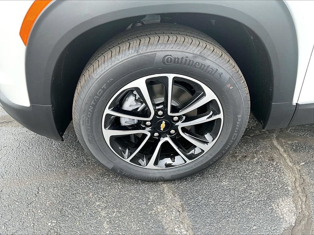 New 2026 Chevrolet TrailBlazer LT w/ LT Cold Weather Package AWD/4WD image 8
