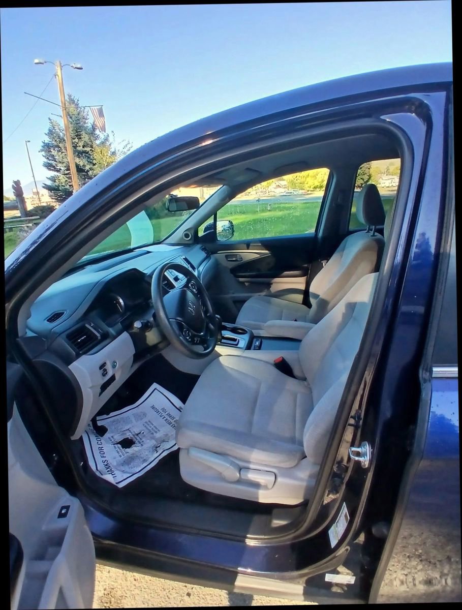 Used 2016 Honda Pilot LX image 8