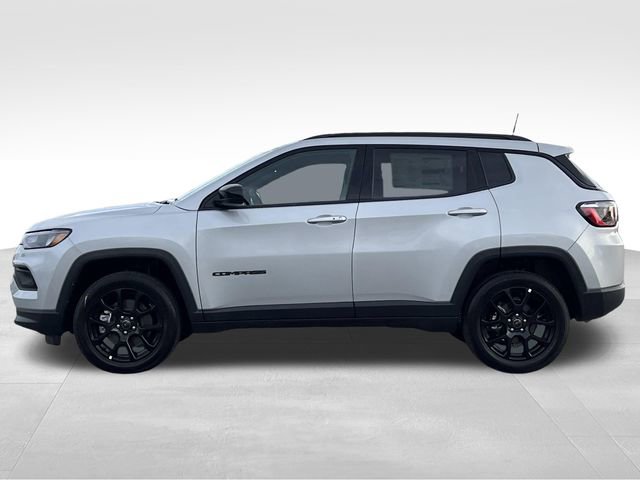 New 2026 Jeep Compass Latitude AWD/4WD image 23