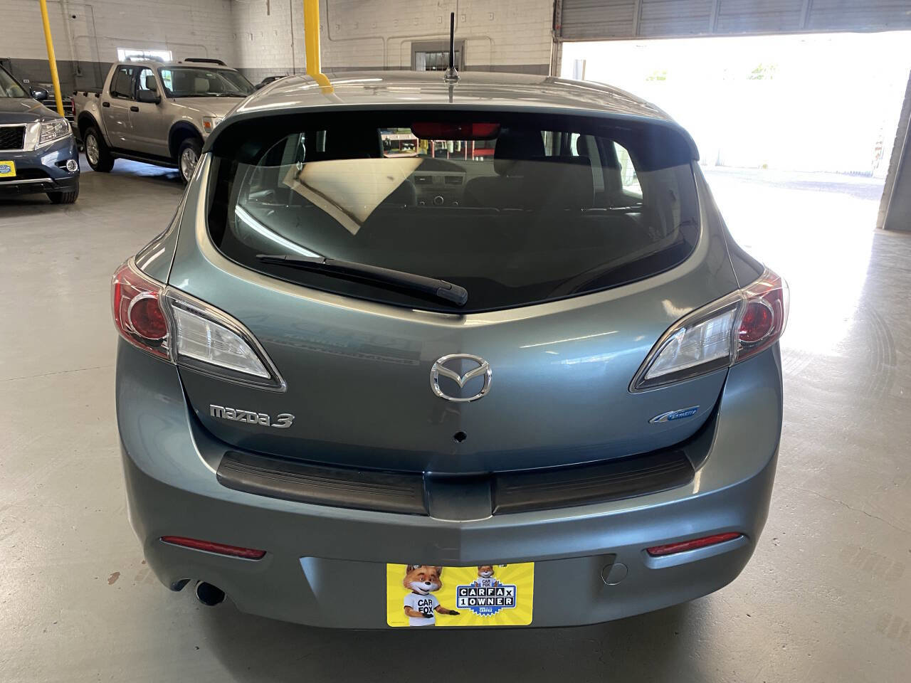 Used 2012 MAZDA MAZDA3 i Touring image 5