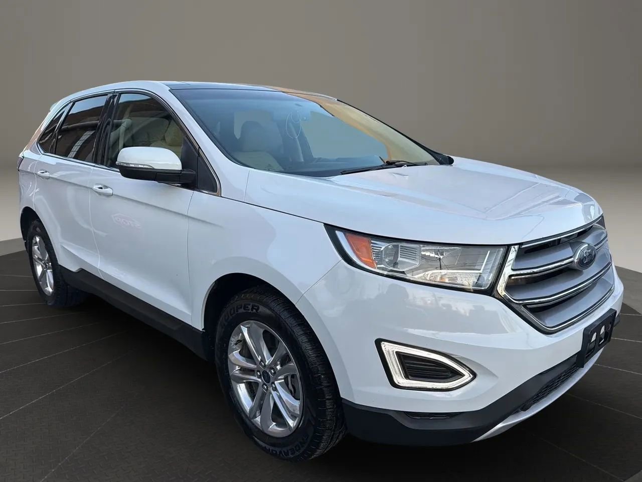 Used 2016 Ford Edge SEL w/ Canadian Touring Package image 3