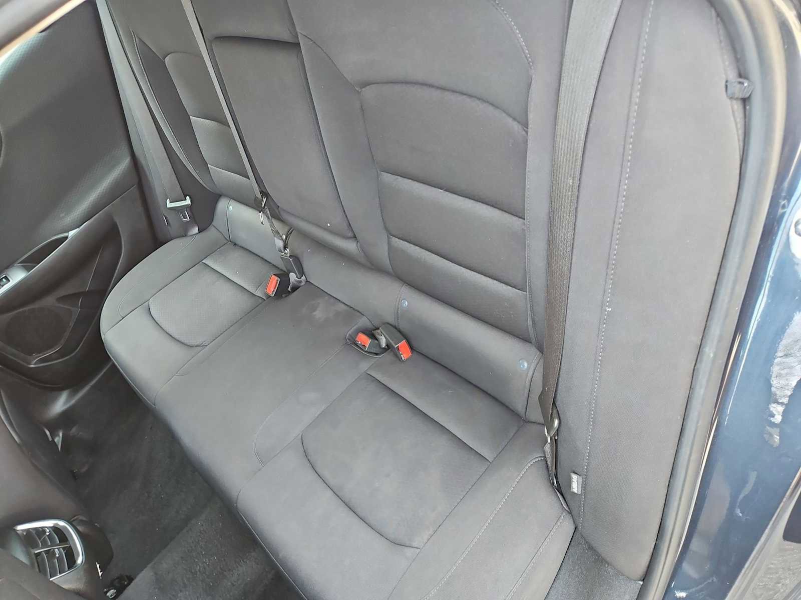 Used 2021 Chevrolet Malibu LT image 20