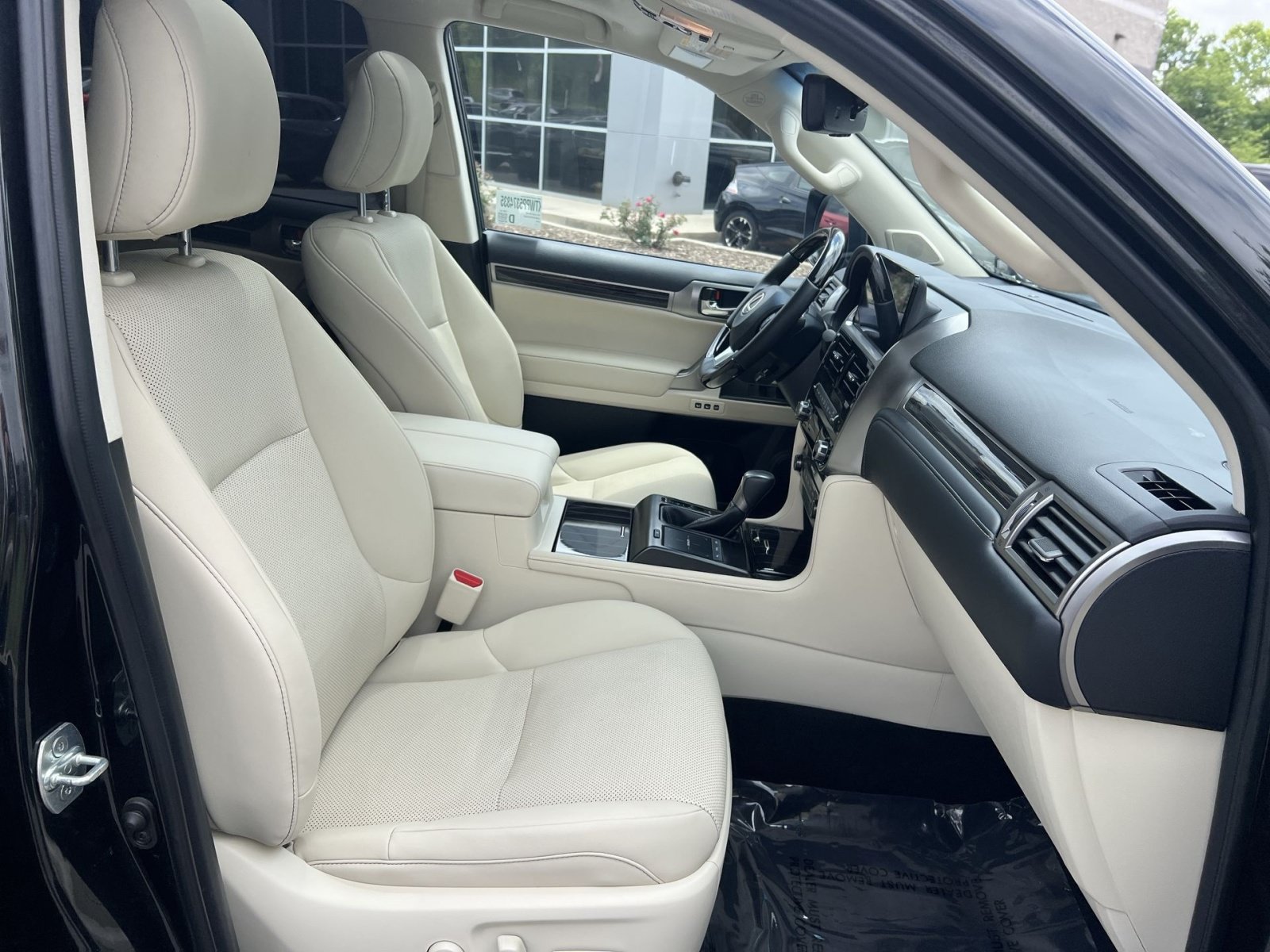 Used 2023 Lexus GX 460 Premium w/ Premium Package AWD/4WD image 27