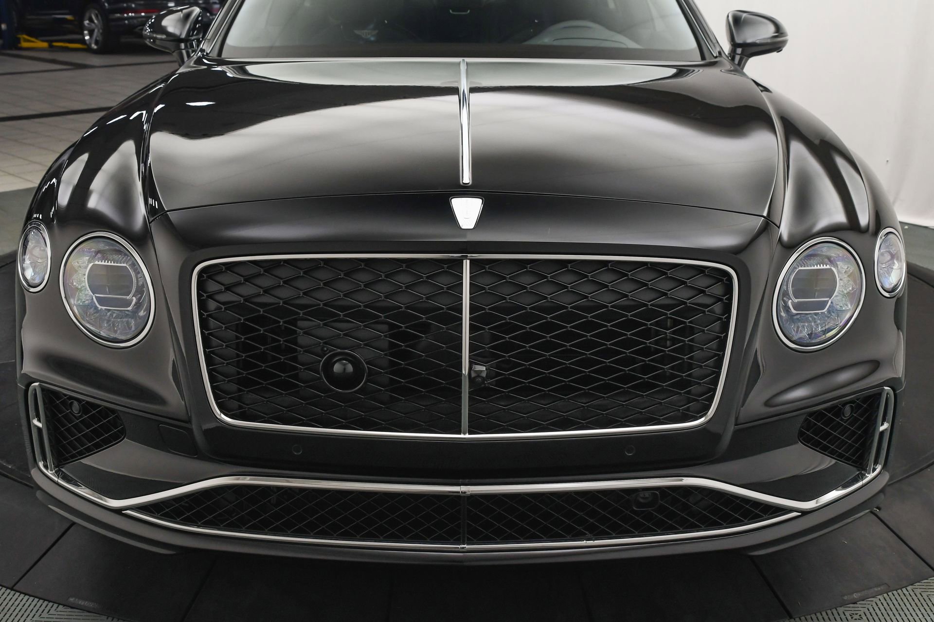 New 2026 Bentley Flying Spur Plug-In Hybrid image 29