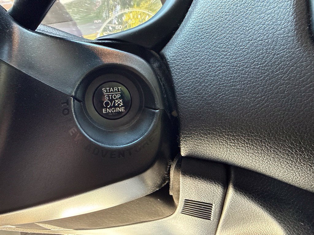 Used 2017 Jeep Renegade Altitude AWD/4WD image 27