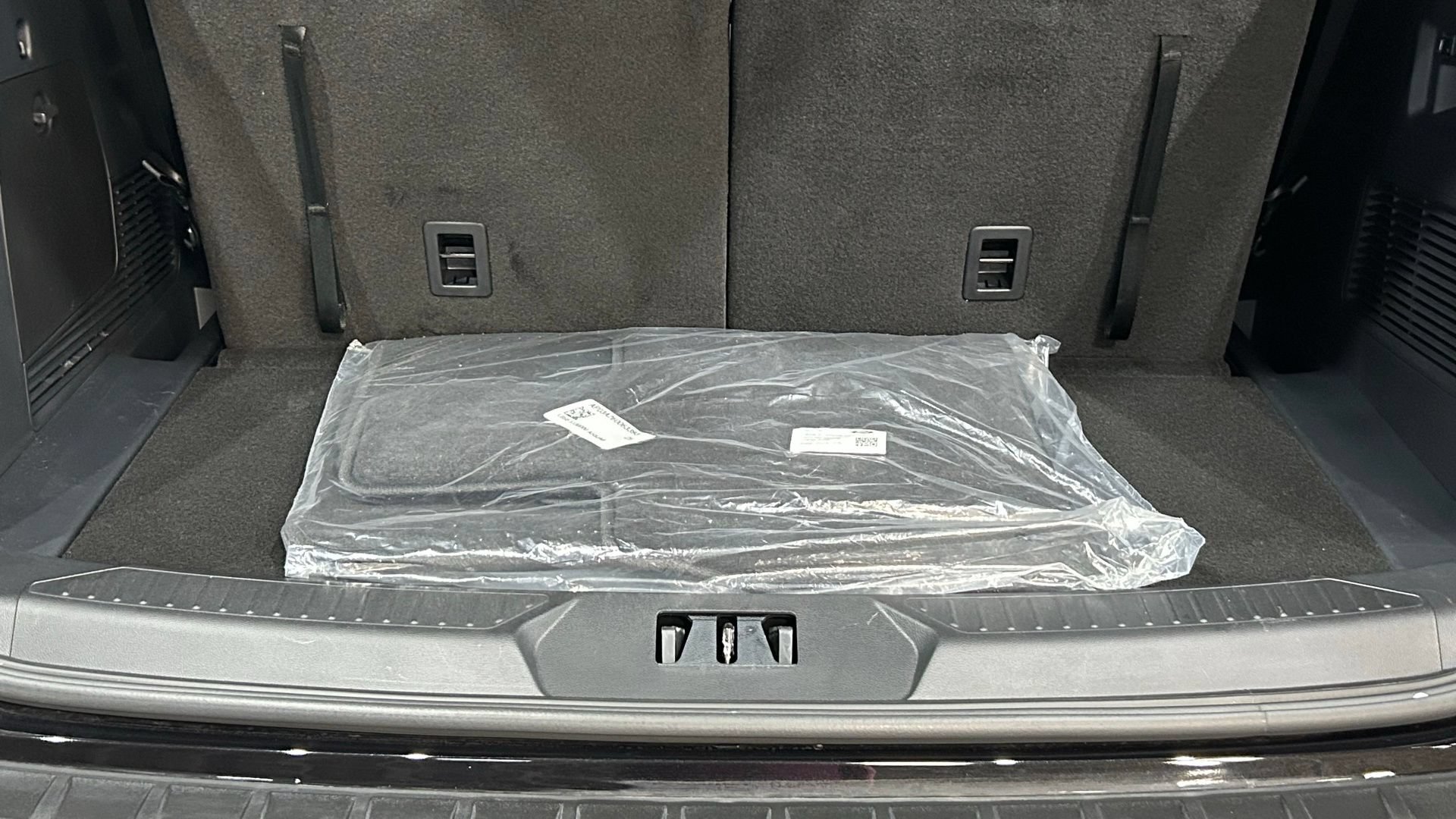 New 2026 Ford Explorer Active w/ Active Comfort Package AWD/4WD image 35