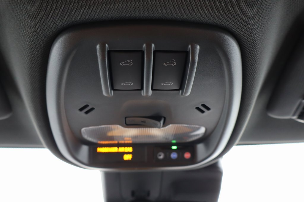 New 2026 Chevrolet Trax RS w/ Sunroof Package image 18