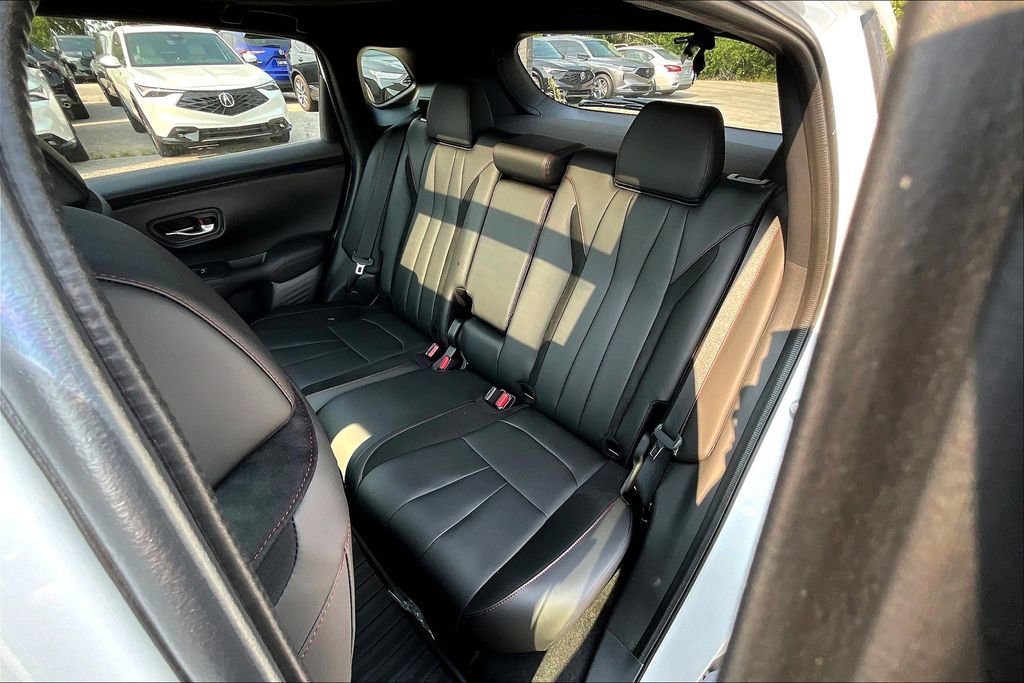 Certified 2025 Acura ADX A-Spec image 21