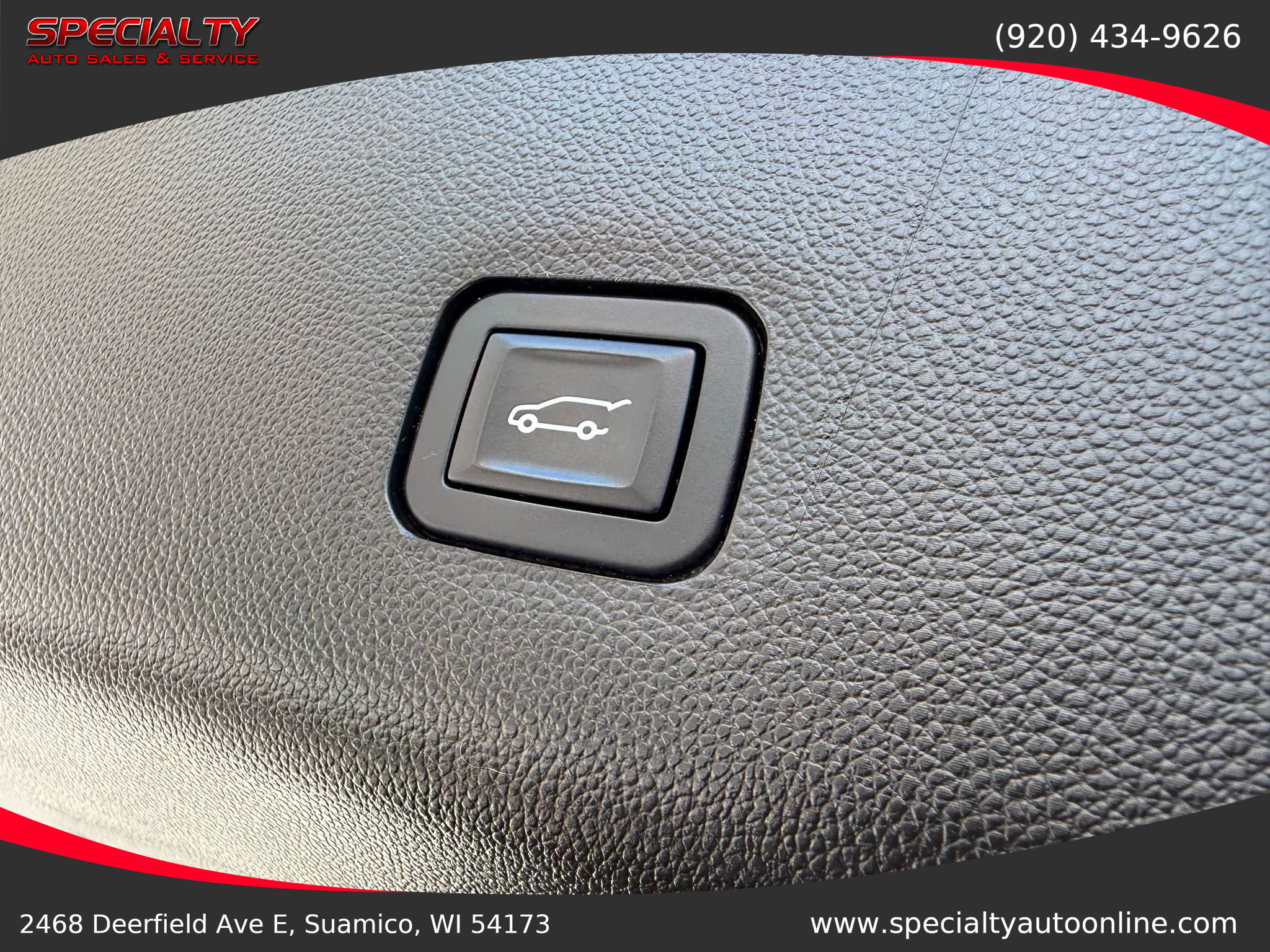 Used 2018 Chevrolet Traverse LT image 28