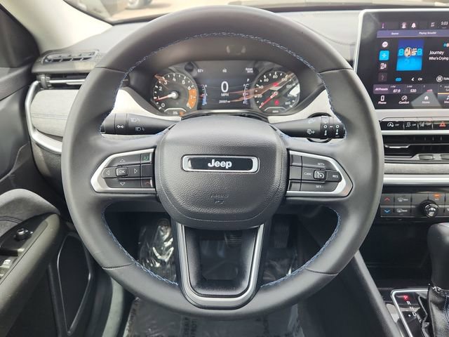 Used 2022 Jeep Compass Latitude FWD image 31