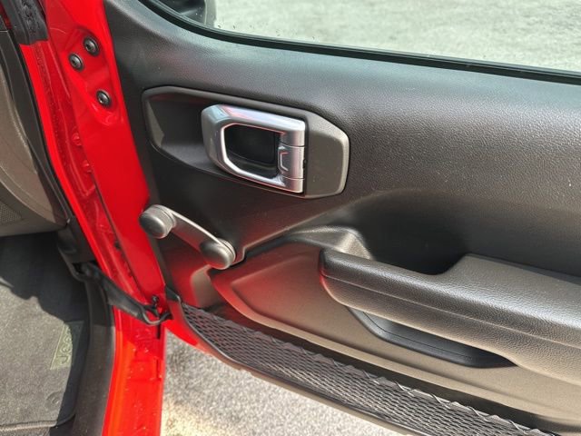 Used 2023 Jeep Wrangler Sport image 11