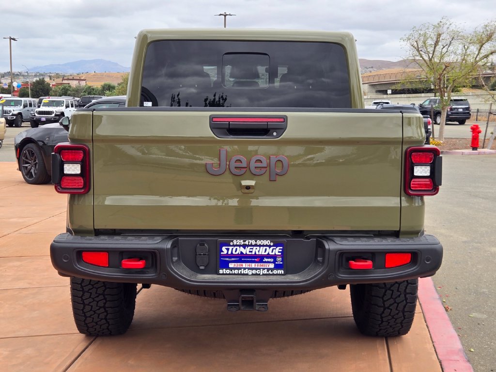 New 2026 Jeep Gladiator Rubicon AWD/4WD image 3
